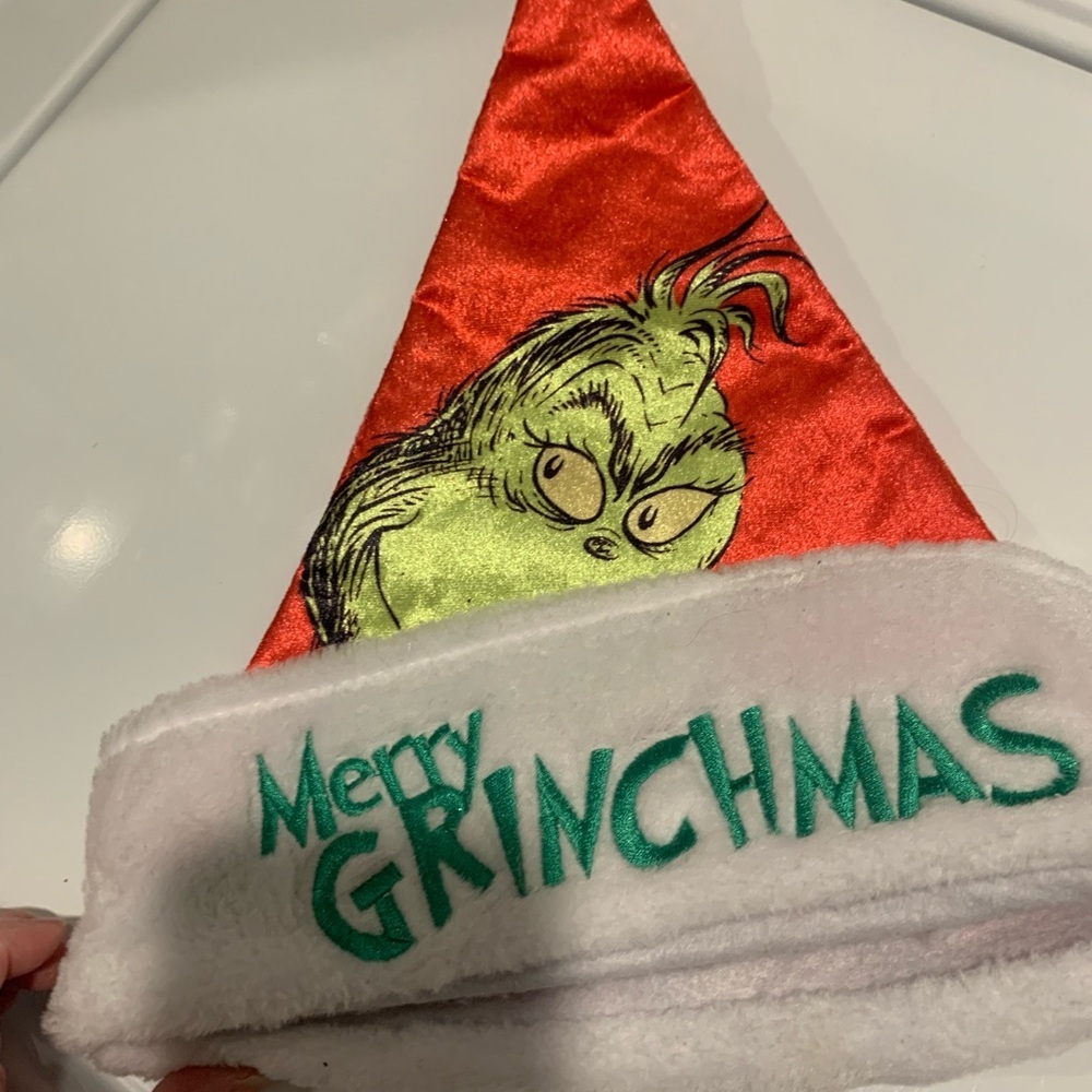 Grinch Christmas Hat with Red and White Colors